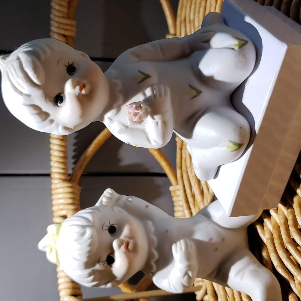 Pajama babys figurines 2 1970s